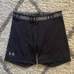 Under Armour | Women's Spandex Shorts in Black | Size S